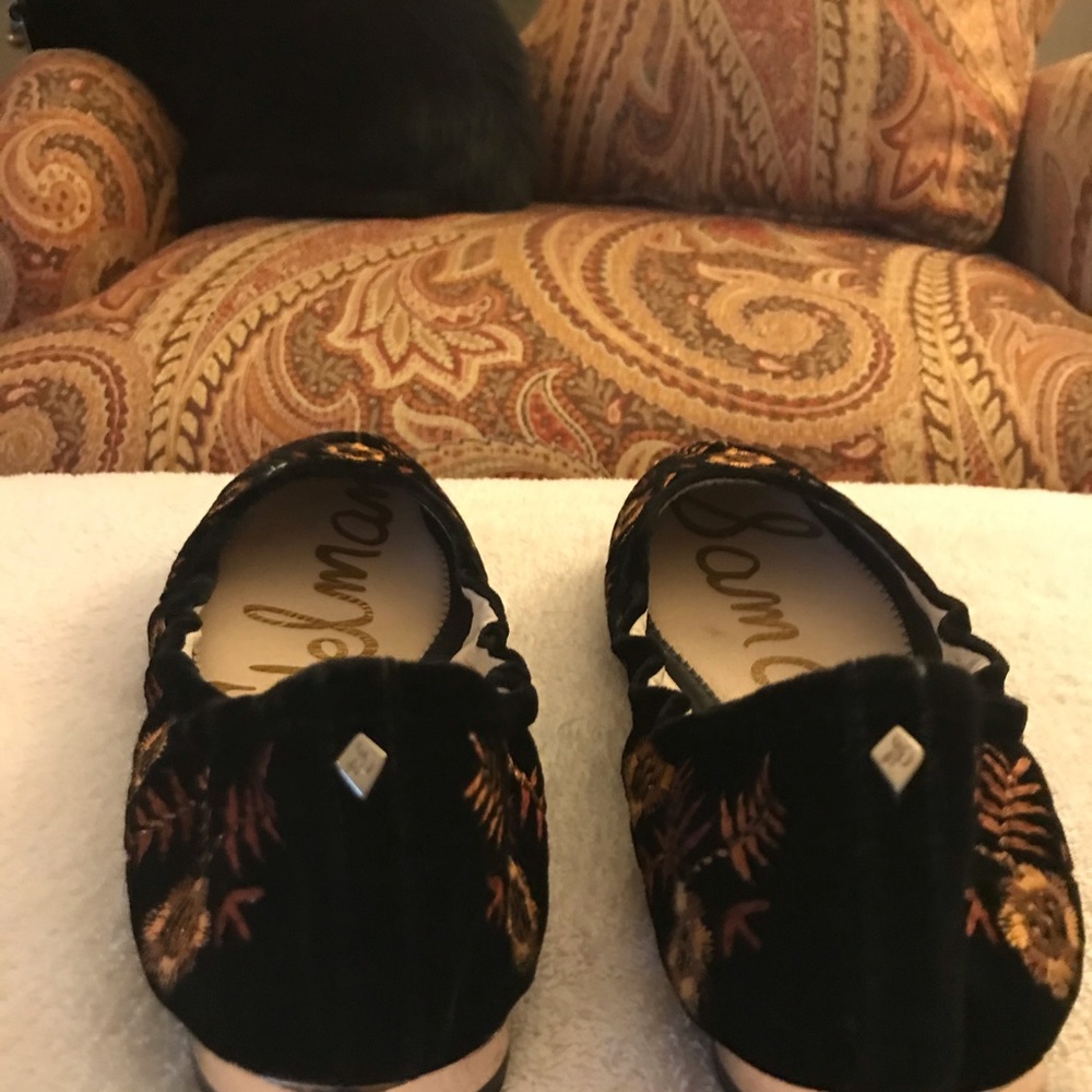 Sam Edelman velvet embroidered flats  gold on heel